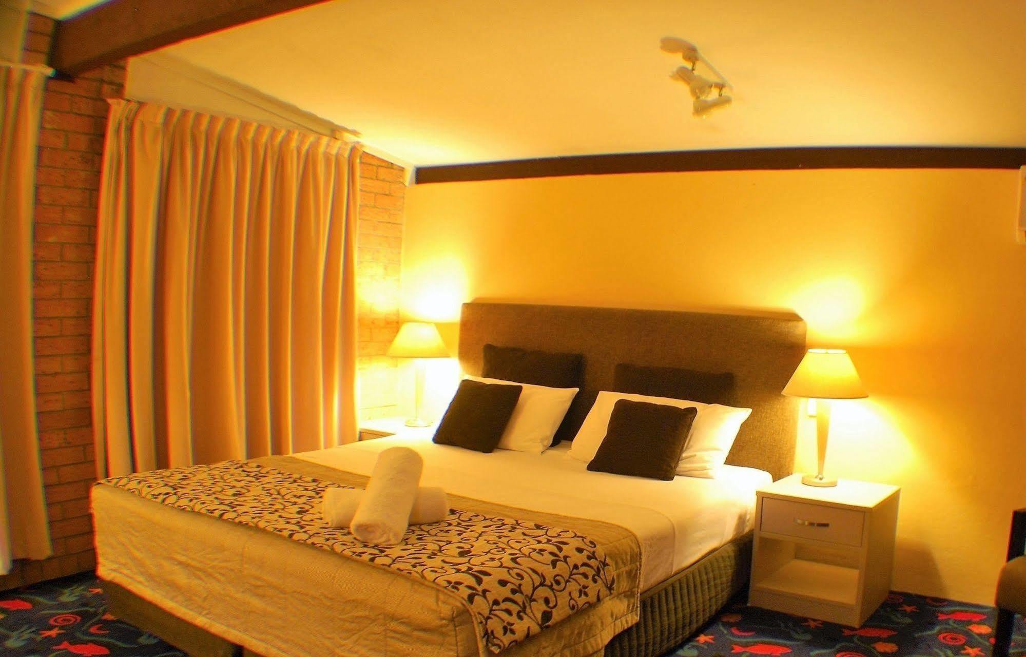 Fern Bay Motel מראה חיצוני תמונה